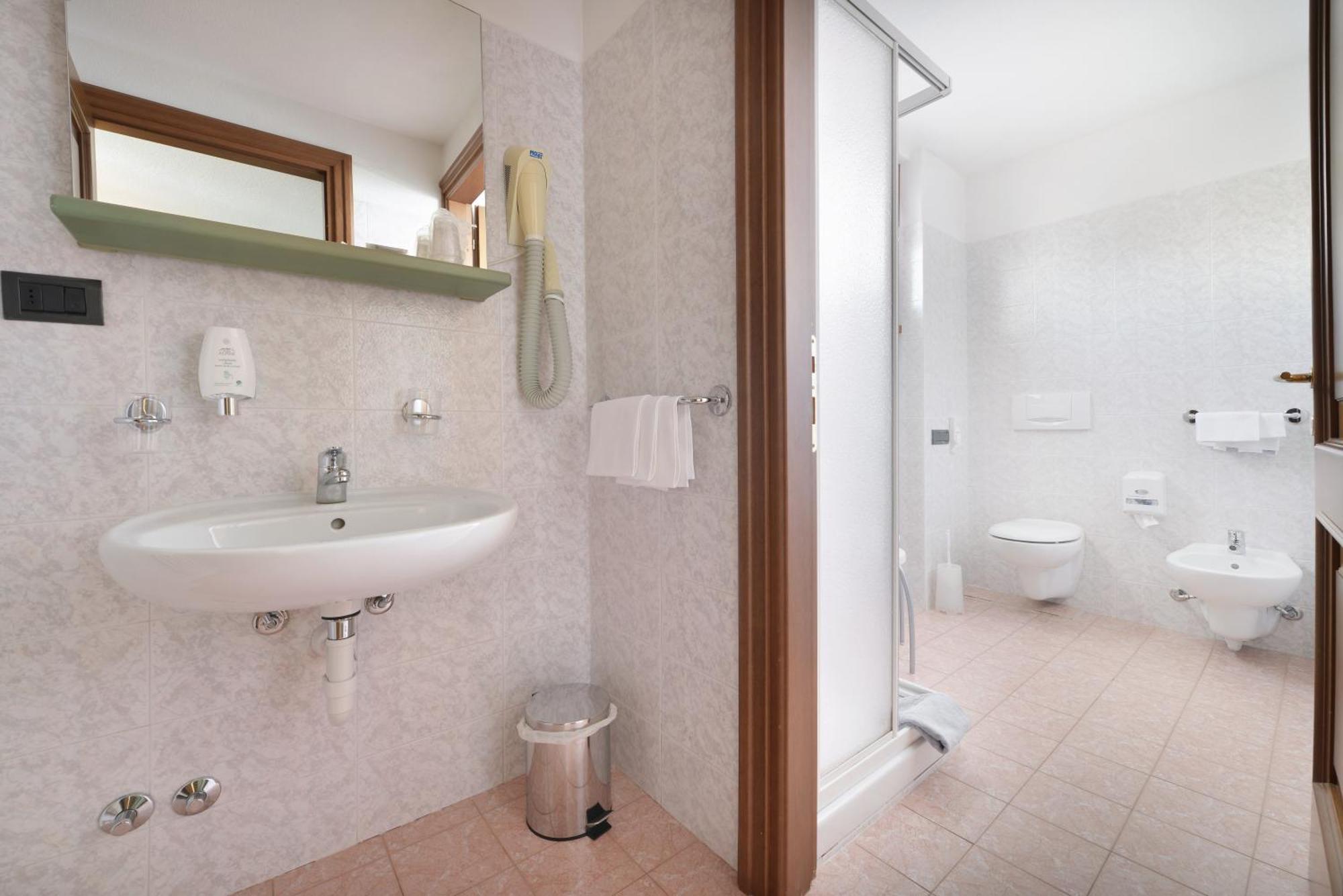 Hotel Tambo Campodolcino Dış mekan fotoğraf