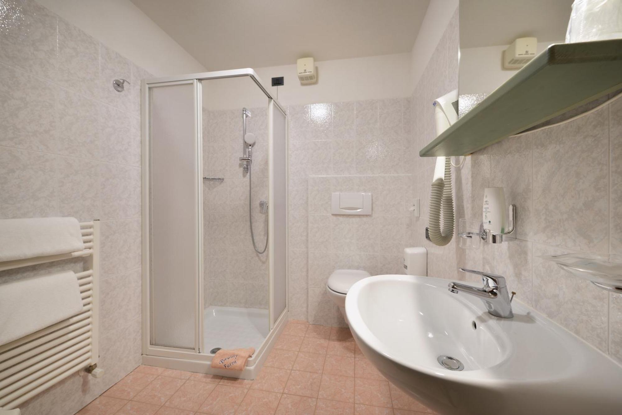 Hotel Tambo Campodolcino Dış mekan fotoğraf